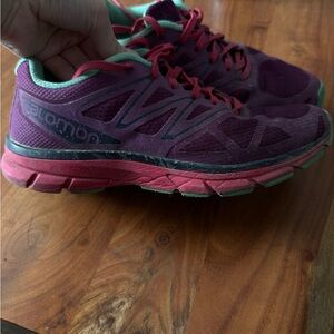 Salomon Women's Purple and Pink Athletic Shoes